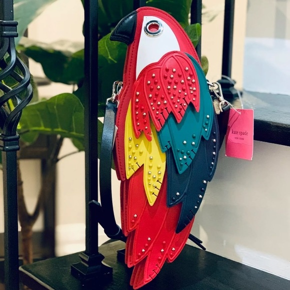 kate spade Handbags - Kate Spade Parrot Crossbody "RIO SUMMER 2019" 3D